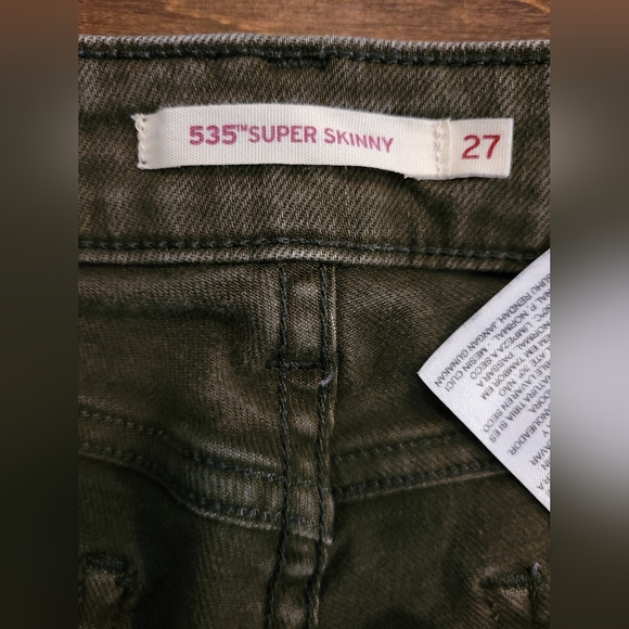 Levi's 535 Super Skinny Distressed Jeans, size 27 - Picture 10 of 12